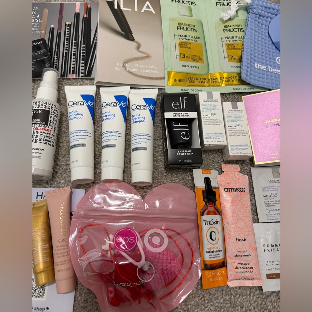 MAKEUP SAMPLE LOT BUNDLE 30+ PIECES - Picture 7 of 7